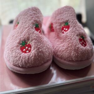 Pink Fuzzy Strawberry women’s Slippers